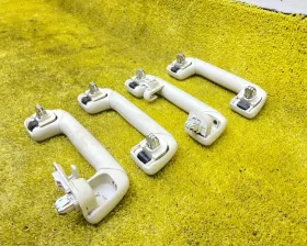 Ручка в салоне Toyota