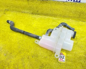 Бачок расширительный Toyota