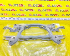 Задняя балка Mercedes-Benz