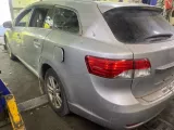 Компрессор кондиционера TOYOTA AVENSIS 2012/Цвет 1F7 8831005140 ZRT272 3ZRFAE, передний