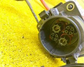 Зарядное гнездо NISSAN