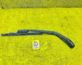 Дворник 5-й двери Nissan