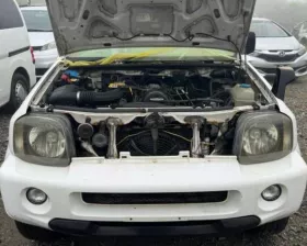 Петли двери багажника SUZUKI