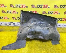 Подкрылок Toyota