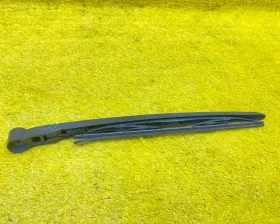 Дворник 5-й двери Land Rover