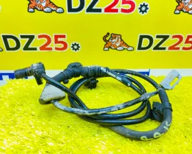 Датчик abs TOYOTA