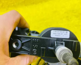Моторчик заднего дворника BMW