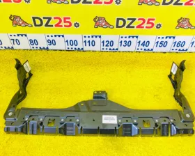 Крепление бампера TOYOTA