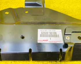 Крепление бампера TOYOTA