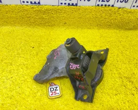 Подушка двигателя NISSAN