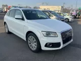 Накладка на телевизор AUDI Q5 2012 8R0807081A 8RB CHJA, передняя