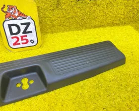Пластик замка багажника HONDA