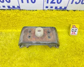 Подушка коробки передач Toyota