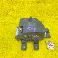 Блок предохранителей NISSAN