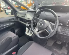 Петля капота NISSAN