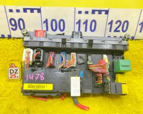 Блок предохранителей Land Rover