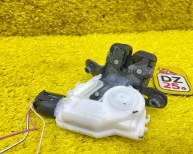 Замок 5-й двери TOYOTA