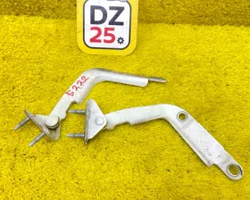 Петли двери багажника TOYOTA