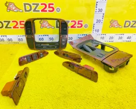 Консоль магнитофона TOYOTA