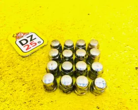 Гайка на колесо HONDA