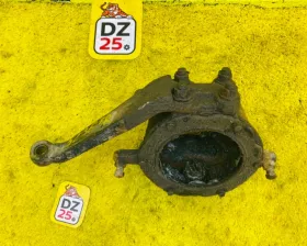 Поворотный кулак TOYOTA