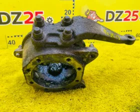 Поворотный кулак TOYOTA