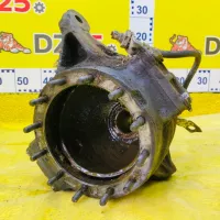 Поворотный кулак GAZ