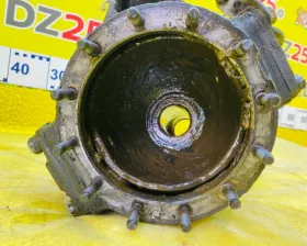 Поворотный кулак GAZ