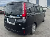 Губа TOYOTA ESQUIRE 2014/Цвет 202 0815428460 ZWR80G 2ZRFXE, передняя