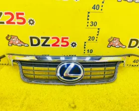 Решетка радиатора Toyota