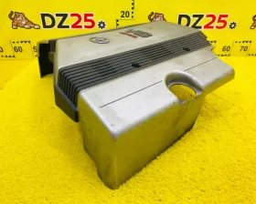 Пластиковая крышка на двс TOYOTA