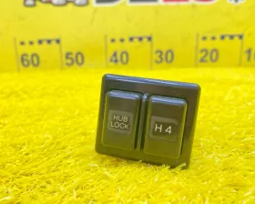 Кнопка включения 4WD TOYOTA