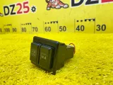 Кнопка включения 4WD TOYOTA LAND CRUISER PRADO 1994/Цвет 24V 8472460020 KZJ78W/KZJ78G/KZJ71G/KZJ71W 1KZTE, передняя