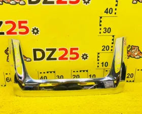 Накладка на дверь багажника MODELLISTA