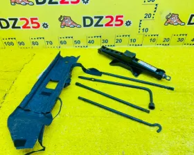 Поддомкратник/ домкрат General Motors