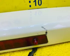 Спойлер Nissan