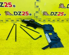 Поддомкратник/ домкрат General Motors