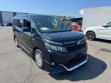 Губа TOYOTA VOXY 2014/Цвет 202 ZWR80G 2ZRFXE, передняя