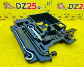 Поддомкратник/ домкрат Toyota