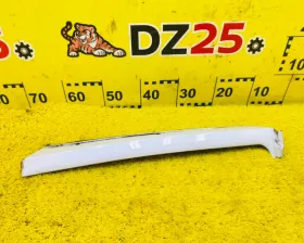 Молдинг лобового стекла General Motors