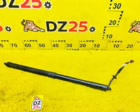 Амортизатор задней двери Land Rover