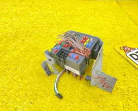 Блок предохранителей General Motors