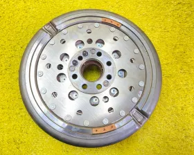 Маховик Mercedes-Benz