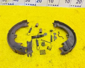 Механизм стояночного тормоза TOYOTA