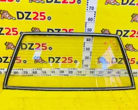 Стекло двери багажника TOYOTA