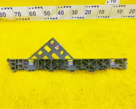 Крепление бампера Hyundai / KIA