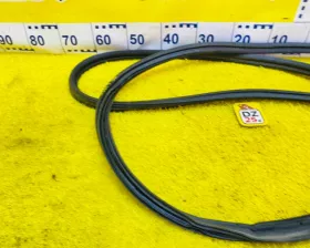 Уплотнительная резинка багажника HONDA