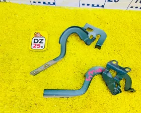 Петля капота TOYOTA