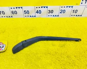 Дворник 5-й двери Toyota