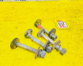 Болт регулировочный Mazda